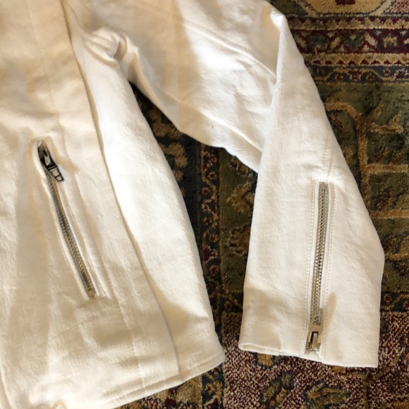 NWT BlankNYC white bomber jacket - Picture 3 of 10